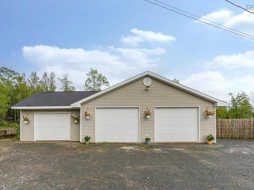 18951 Highway 2, Stewiacke, NS 