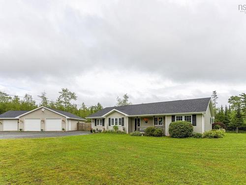 18951 Highway 2, Stewiacke, NS 