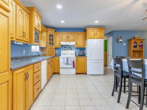 18951 Highway 2, Stewiacke, NS 