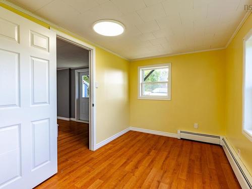 19 Spruce Lane, Hebron, NS 