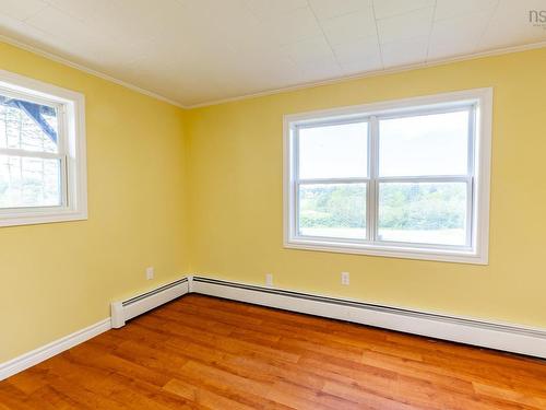 19 Spruce Lane, Hebron, NS 