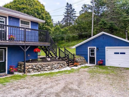 19 Spruce Lane, Hebron, NS 