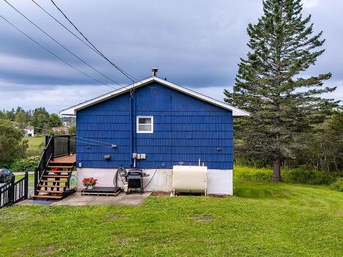 19 Spruce Lane, Hebron, NS 