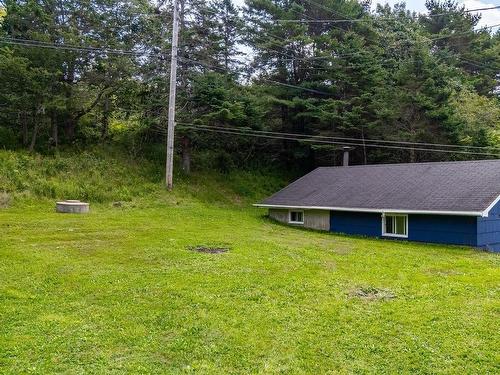 19 Spruce Lane, Hebron, NS 