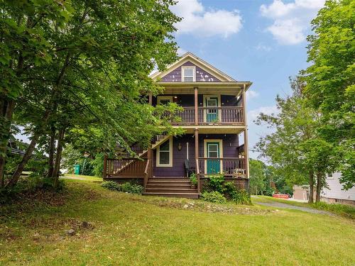 9 Cedar Street, Windsor, NS 