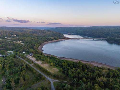 7 Colonial Arms Drive, Deep Brook, NS 