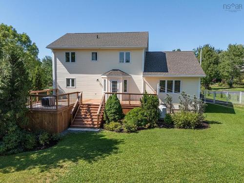 17 Evergreen Crescent, Lantz, NS 