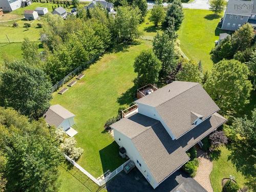17 Evergreen Crescent, Lantz, NS 