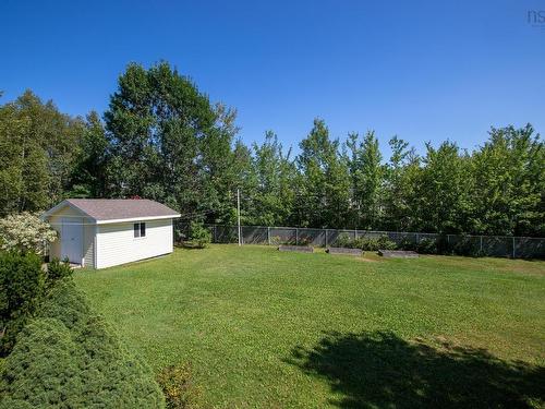 17 Evergreen Crescent, Lantz, NS 
