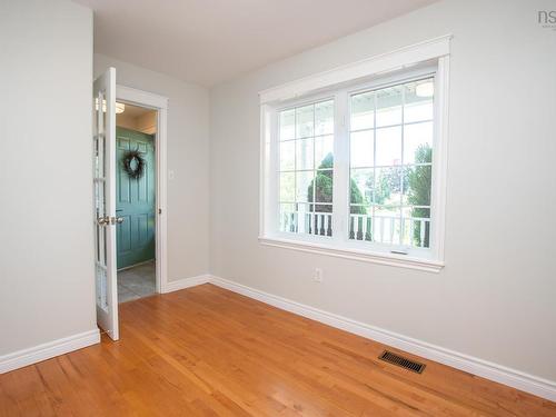 17 Evergreen Crescent, Lantz, NS 