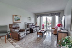 Salon - 