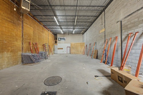 Warehouse - 130-268 Boul. Pierre-Boursier, Châteauguay, QC 