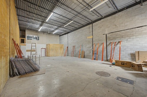 Warehouse - 130-268 Boul. Pierre-Boursier, Châteauguay, QC 