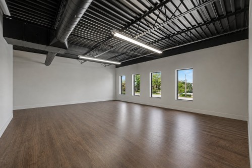 Warehouse - 130-268 Boul. Pierre-Boursier, Châteauguay, QC 
