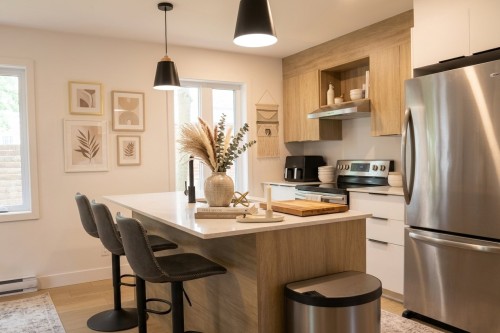 Cuisine - 40 10E Avenue, Deux-Montagnes, QC 
