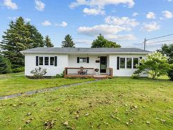 198 Lower Malpeque Road  Charlottetown, PE C1E 1S5