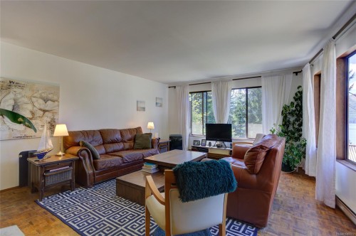 10545 Cypress Rd, Youbou, BC 