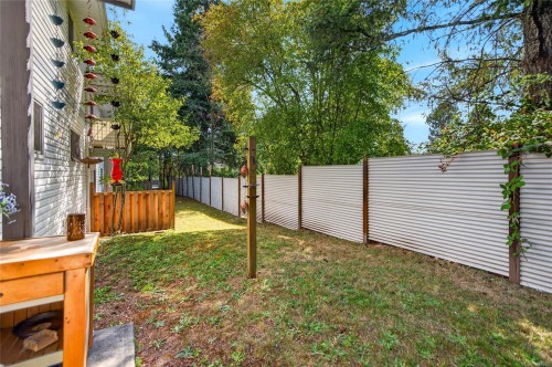 #104-220 Back Rd, Courtenay, BC 