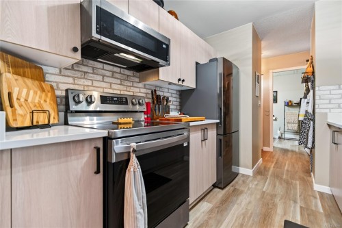 #104-220 Back Rd, Courtenay, BC 