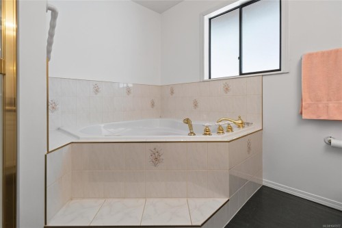 1476 Leed Rd, Campbell River, BC 