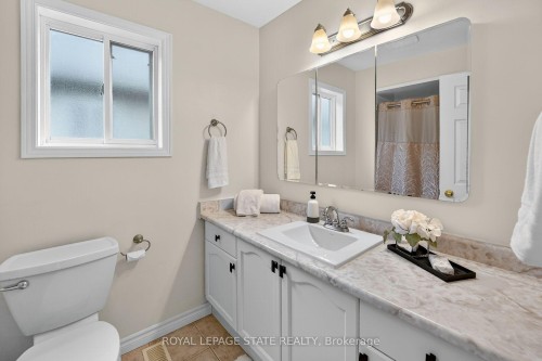 83 Morrison Crescent, Grimsby, ON 