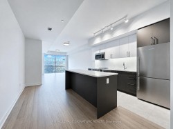 314-664 Spadina Avenue  Toronto, ON M5S 0G4