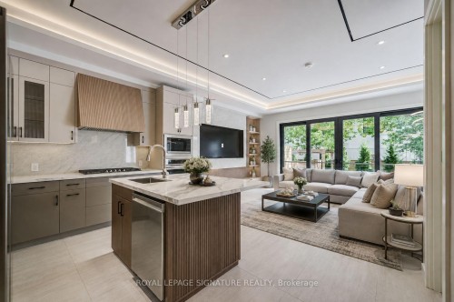 876 Atwater Avenue, Mississauga, ON 
