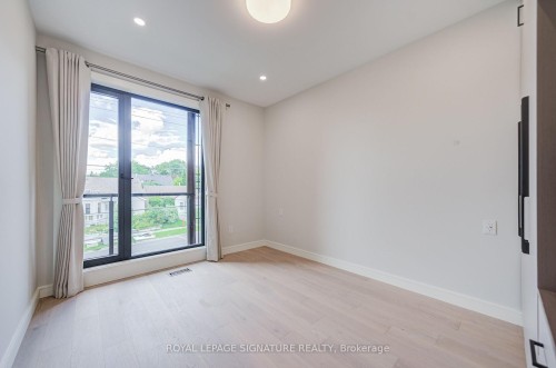 876 Atwater Avenue, Mississauga, ON 