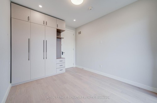 876 Atwater Avenue, Mississauga, ON 