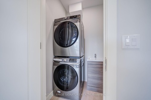 876 Atwater Avenue, Mississauga, ON 