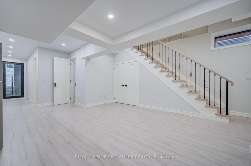 876 Atwater Avenue, Mississauga, ON 