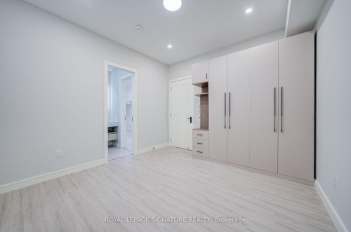 876 Atwater Avenue, Mississauga, ON 