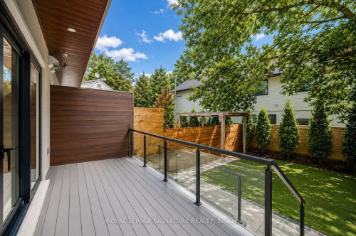 876 Atwater Avenue, Mississauga, ON 