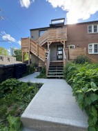 2-200 Munro Street  Toronto, ON M4M 2C2