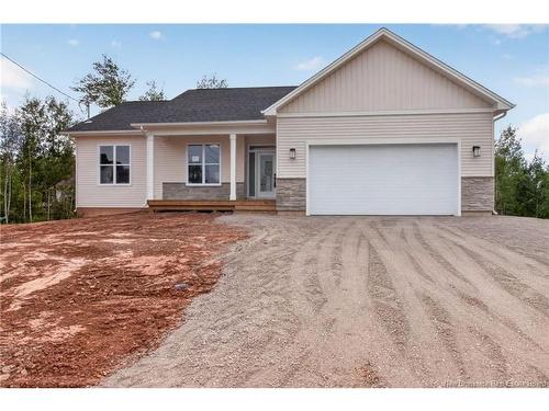 49 Adrienne St, Dieppe, NB 