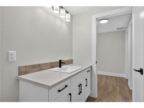 49 Adrienne St, Dieppe, NB 