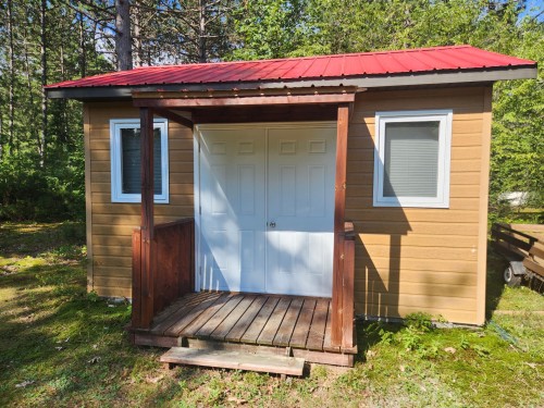 Remise - 102 Ch. Hart, Val-Des-Bois, QC 