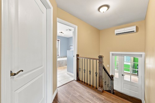 Corridor - 85 Rue Plamondon, Saint-Pie, QC 