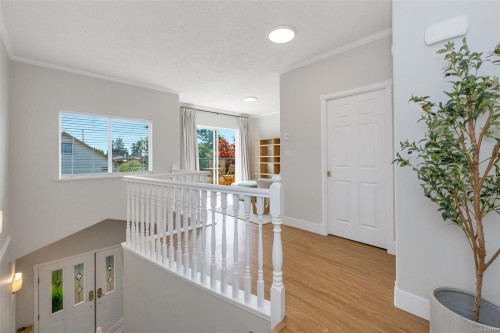 #13-2235 Harbour Rd, Sidney, BC 
