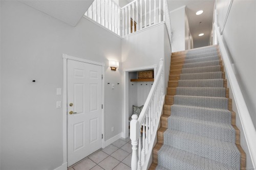 #13-2235 Harbour Rd, Sidney, BC 