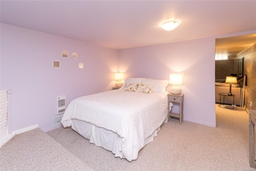 610 Kent Rd, Saanich, BC 