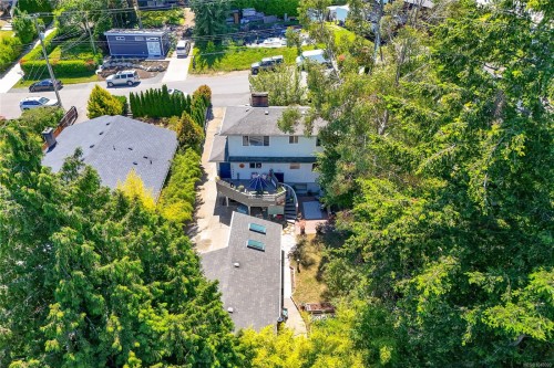 610 Kent Rd, Saanich, BC 