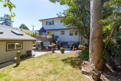 610 Kent Rd, Saanich, BC 
