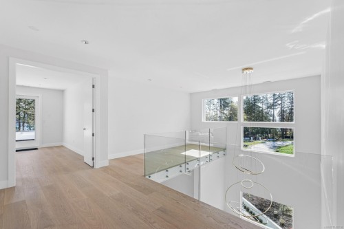 2464 Tryon Rd, North Saanich, BC 