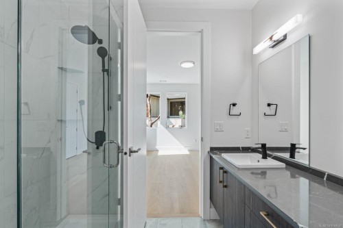 2464 Tryon Rd, North Saanich, BC 