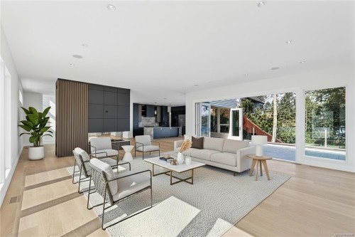 2464 Tryon Rd, North Saanich, BC 