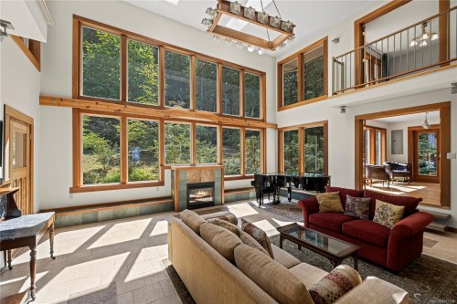 2185 Widgeon Rd, Qualicum Beach, BC 