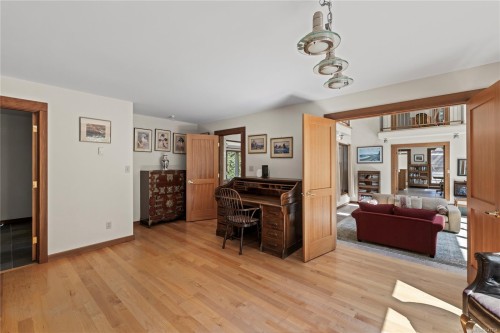 2185 Widgeon Rd, Qualicum Beach, BC 
