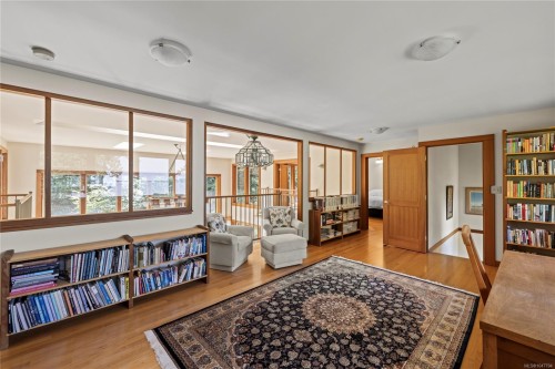 2185 Widgeon Rd, Qualicum Beach, BC 