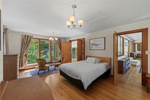 2185 Widgeon Rd, Qualicum Beach, BC 